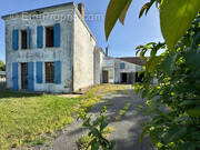 Maison à SAINT-GERMAIN-DE-MARENCENNES