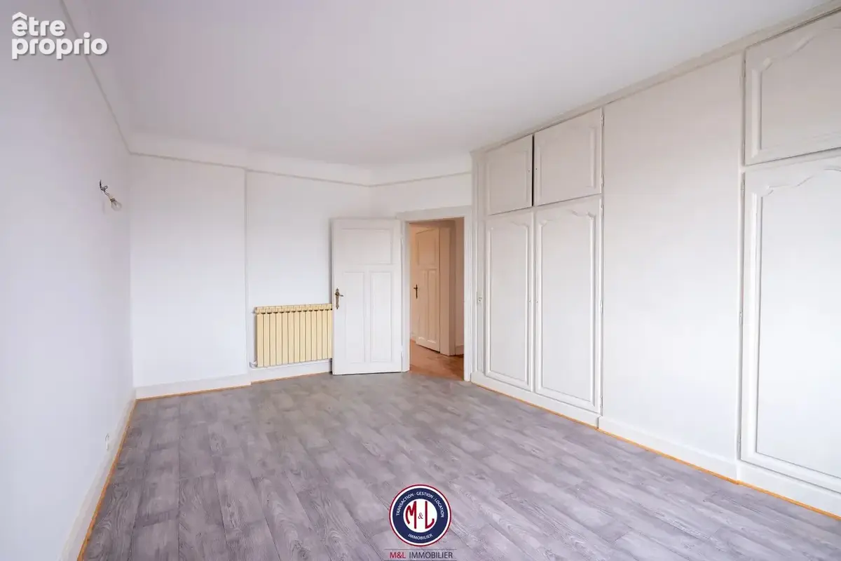 Appartement 137.40m² 2 chambres, un bureau et dépôt . - photo 9
