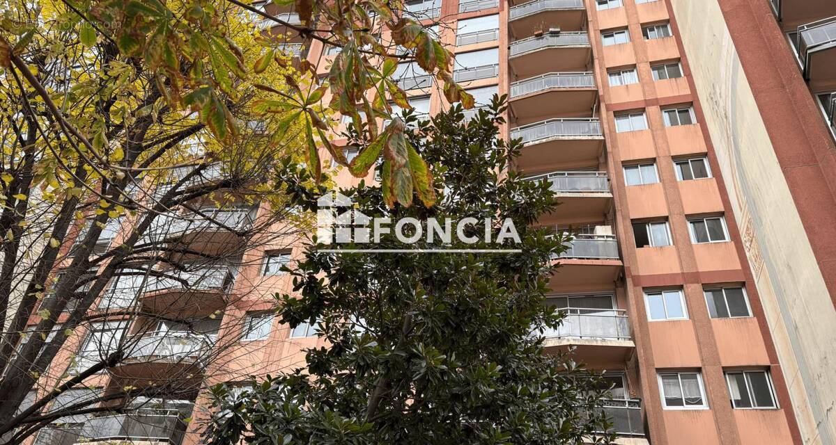 Appartement à PARIS-19E