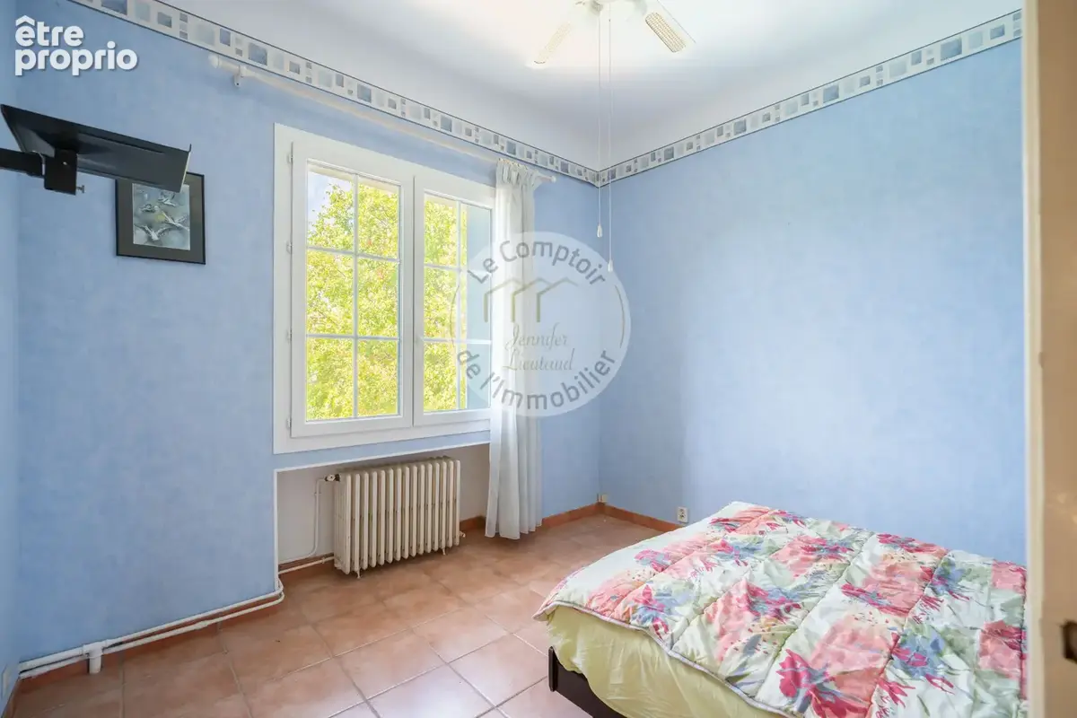 Maison familiale type 5 avec piscine, toit-terrasse et dépendances   Montolivet 12e - photo 14