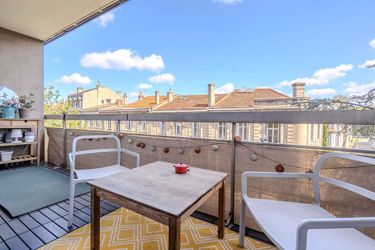 Appartement à BORDEAUX