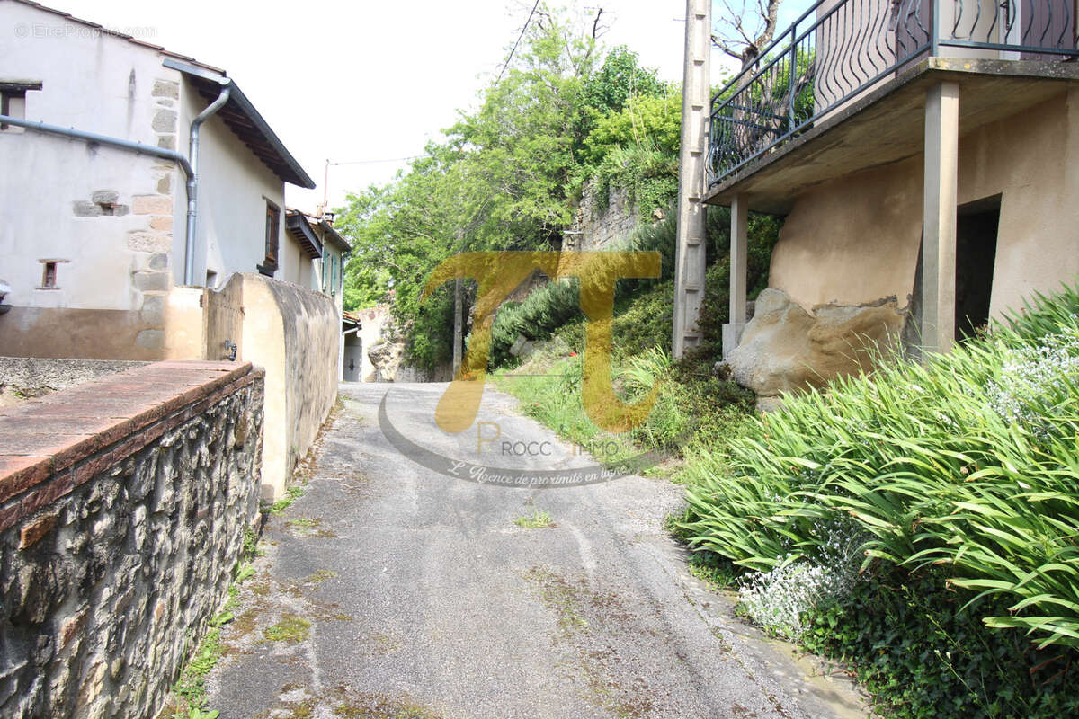 Maison à CARAMAN