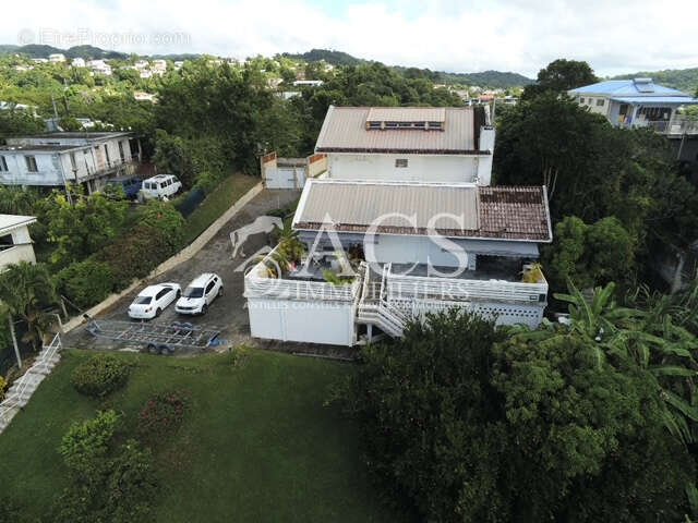 Maison à FORT-DE-FRANCE