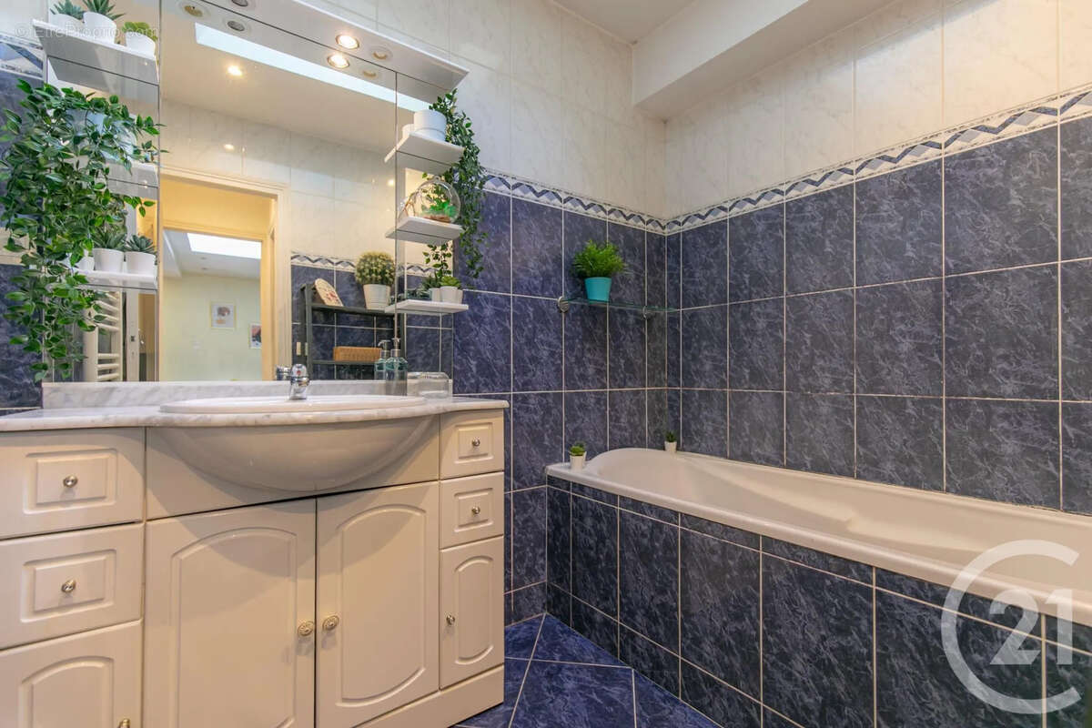 Maison à CHAMPIGNY-SUR-MARNE