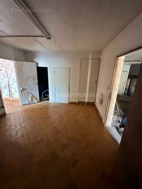 Appartement à ETEIGNIERES