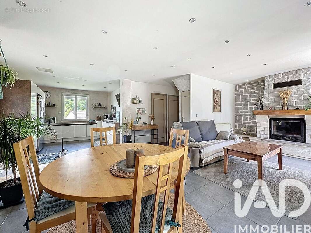 Photo 3 - Maison à BONNEUIL-EN-VALOIS