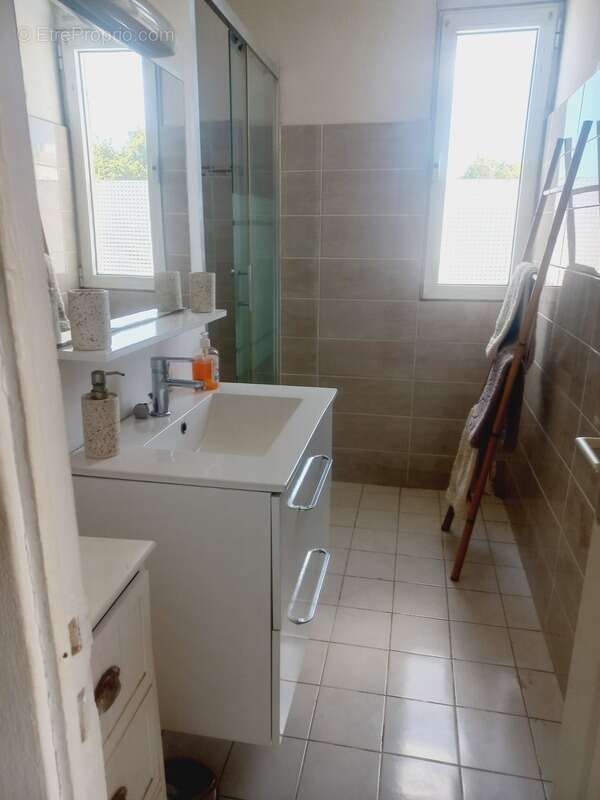 Appartement à LES ABYMES