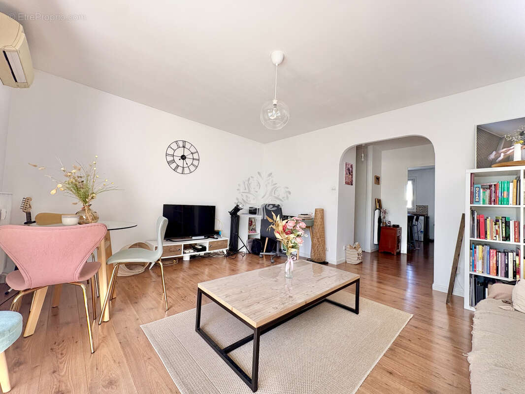 Appartement à SANARY-SUR-MER