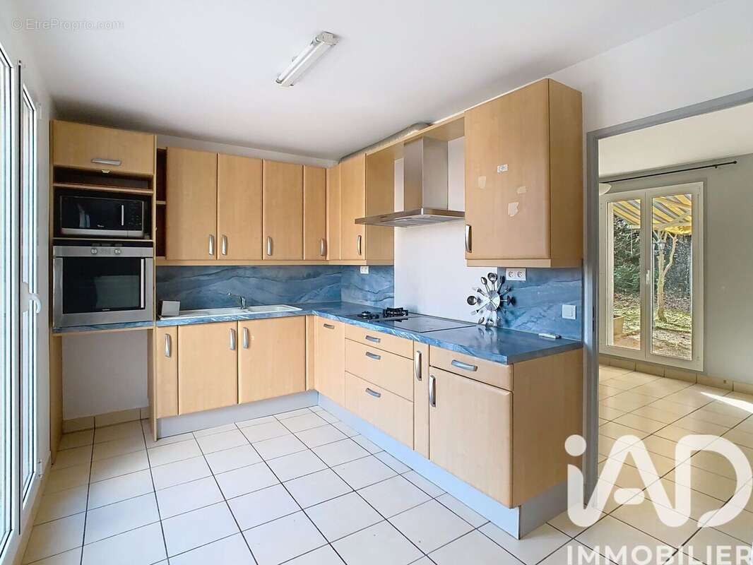 Photo 2 - Maison à VIRY-CHATILLON