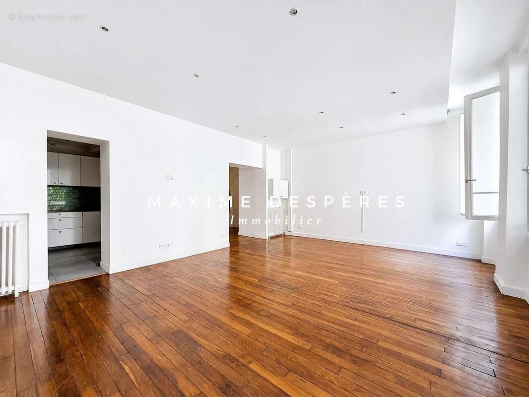 Appartement à NEUILLY-SUR-SEINE