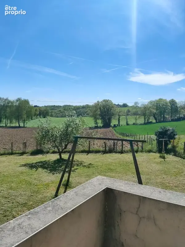 Maison en pierre  103 m² hab. avec 3 chambres et potentiel d'agrandissement - photo 2