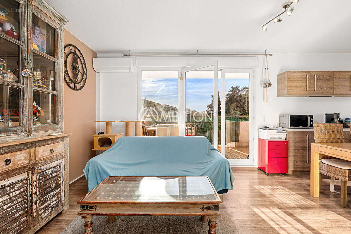 Appartement à PUGET-SUR-ARGENS