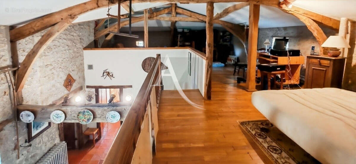 Maison à LACAPELLE-CABANAC