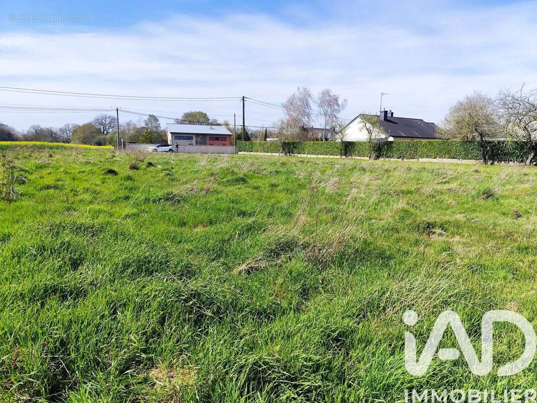 Photo 2 - Terrain à SAINT-JEAN-LA-POTERIE