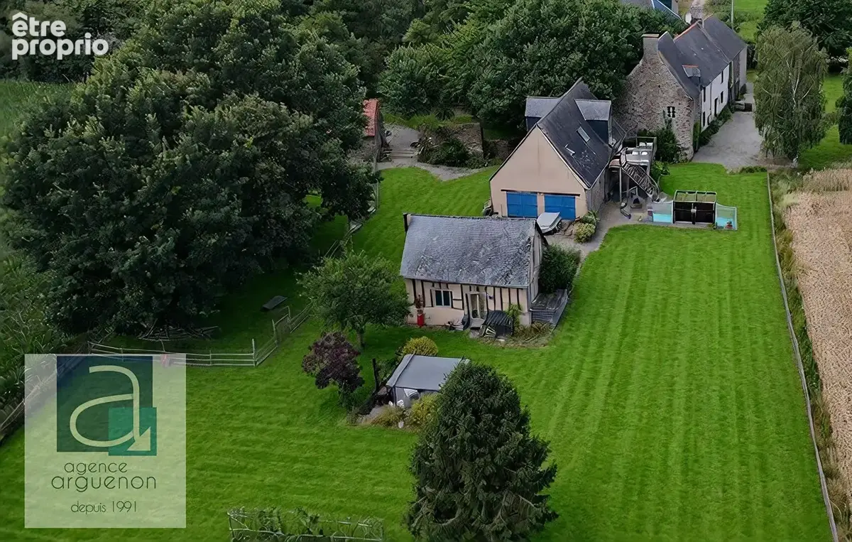 Secteur Dol-de-Bretagne / Mont-Saint-Michel : Superbe corps de ferme et moulin - Une demeure familiale spacieuse et élégante, av - photo 2