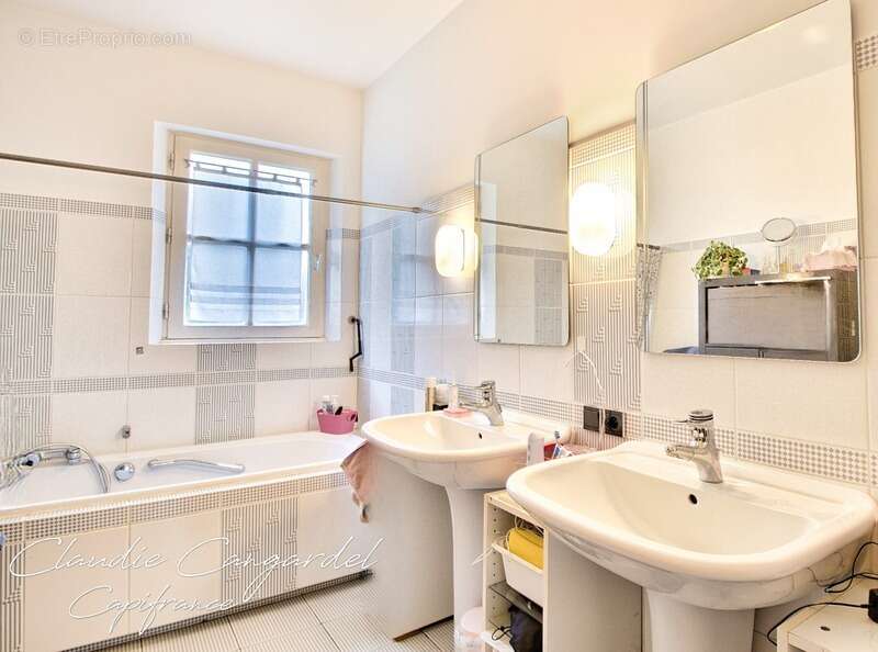 Maison à LA ROCHELLE