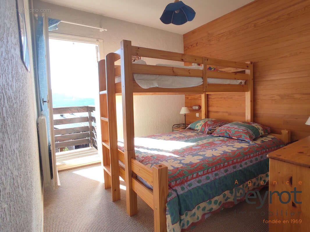 Appartement à LES ANGLES