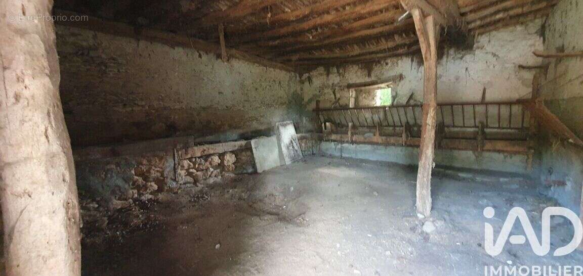 Maison 70 m² à Sassay  - photo 2