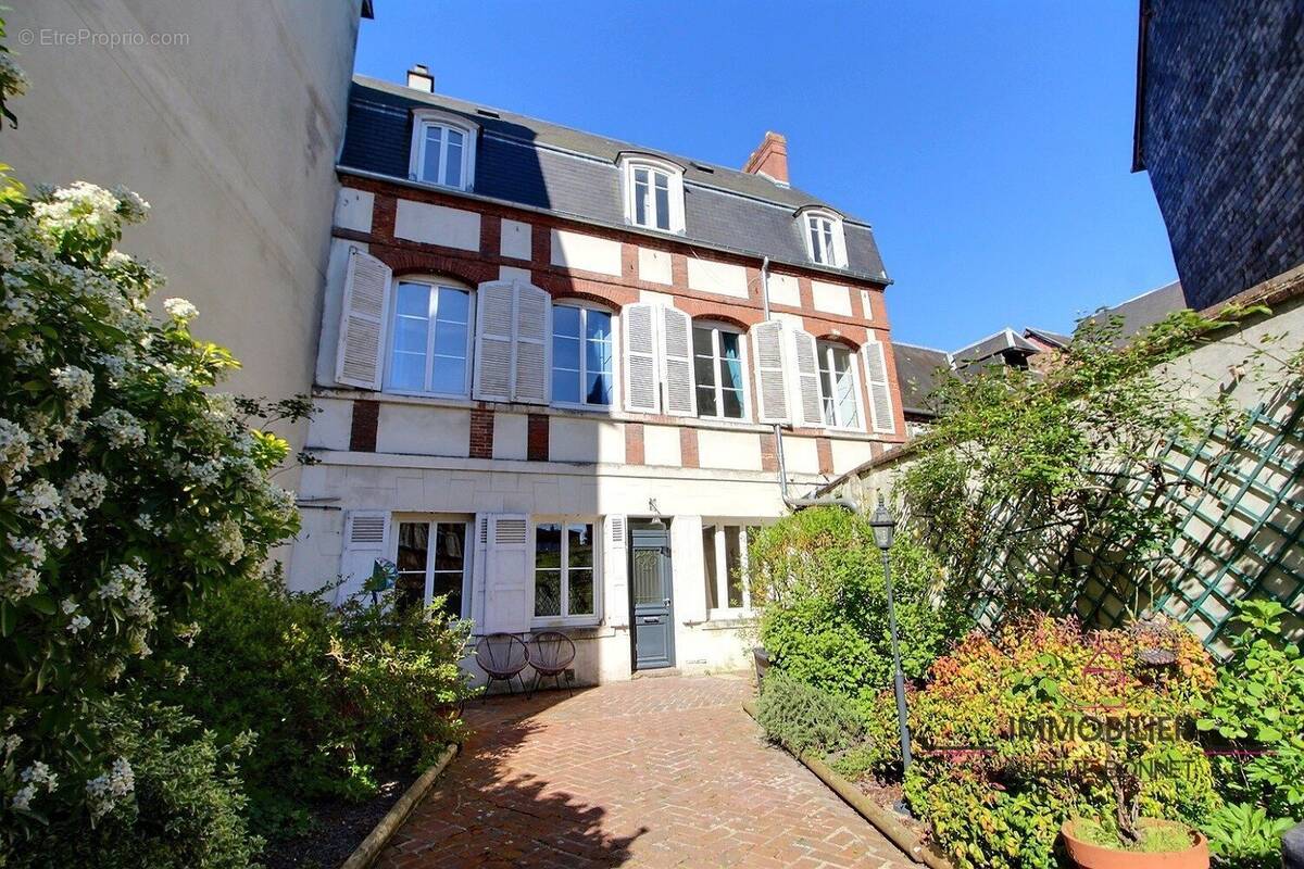 Maison à LISIEUX