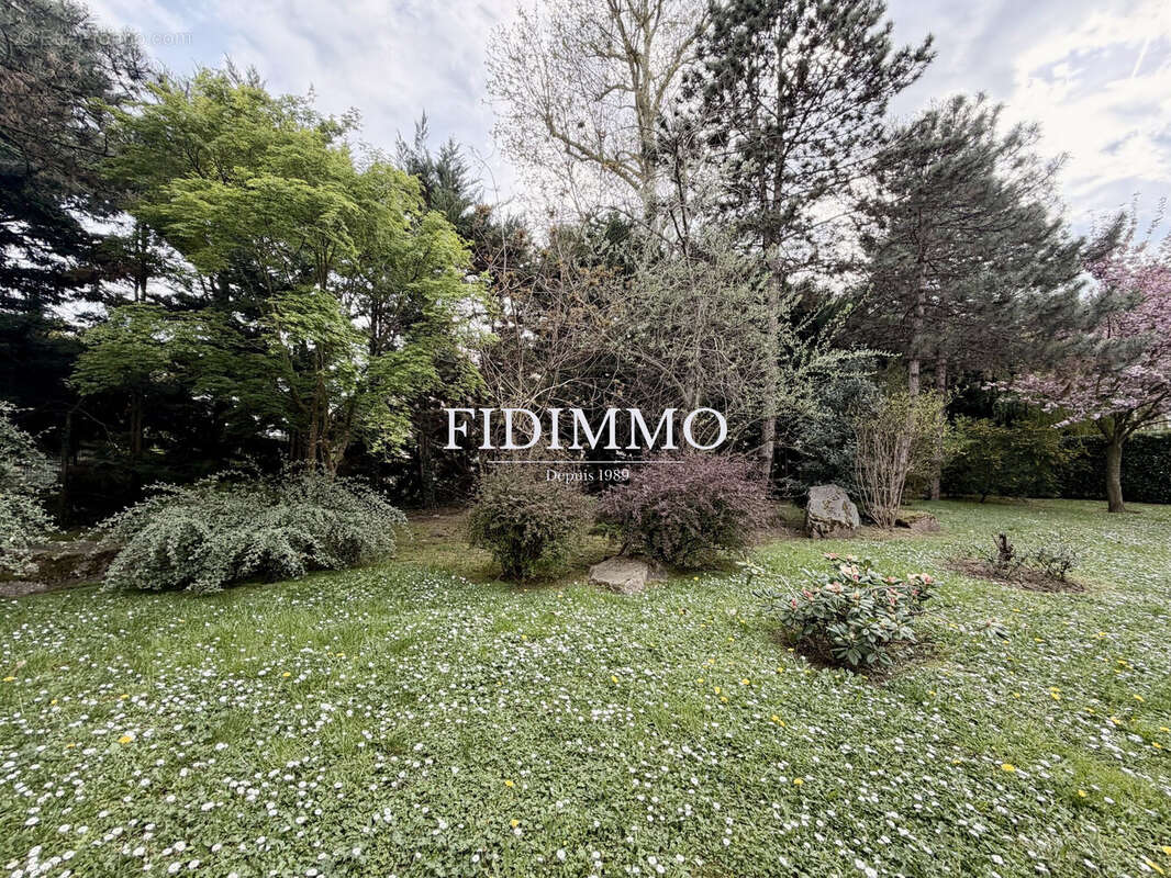 Appartement à CHENNEVIERES-SUR-MARNE