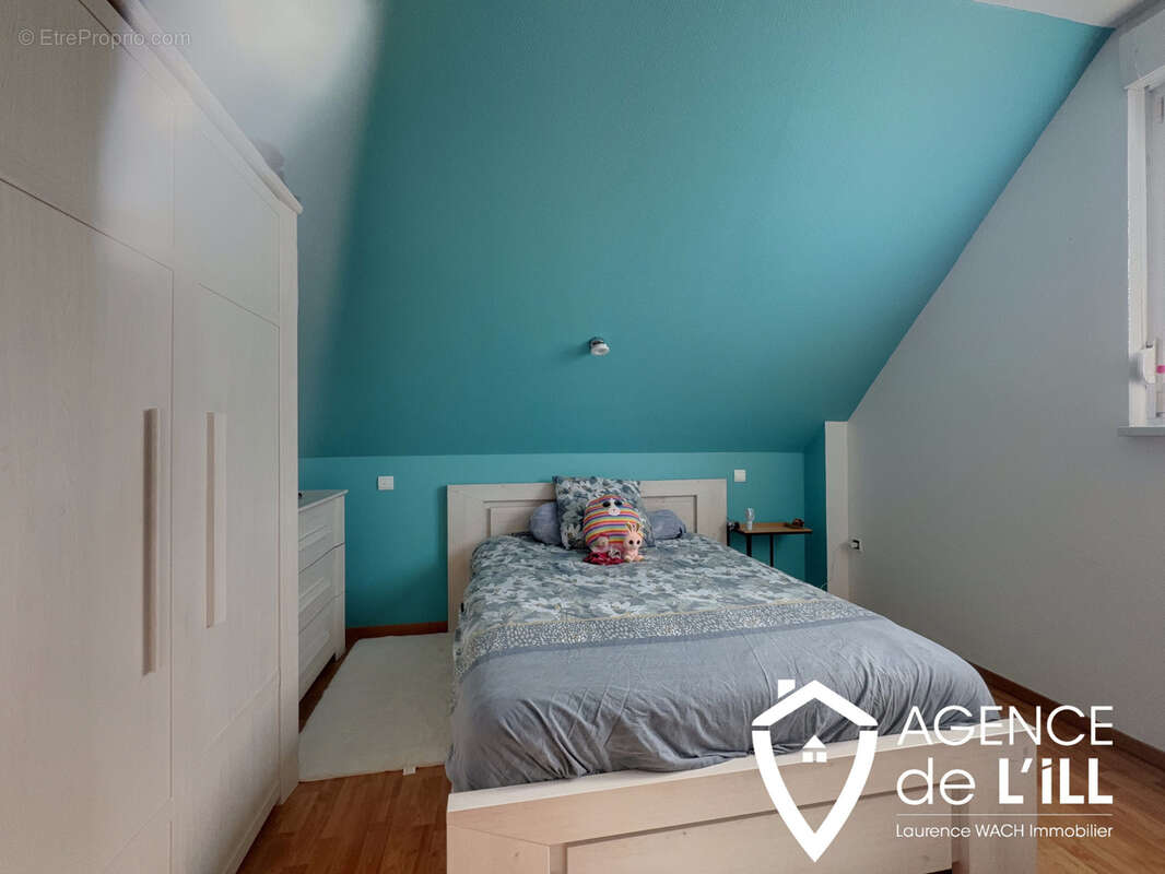 Maison 4 pièces 110 m2 avec appartement 2 pèces 51 m2 sur 361 m2 de terrain - photo 5