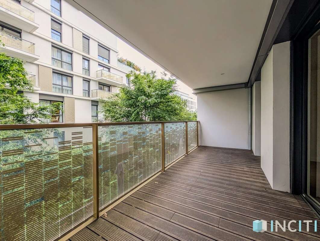 Appartement à ISSY-LES-MOULINEAUX