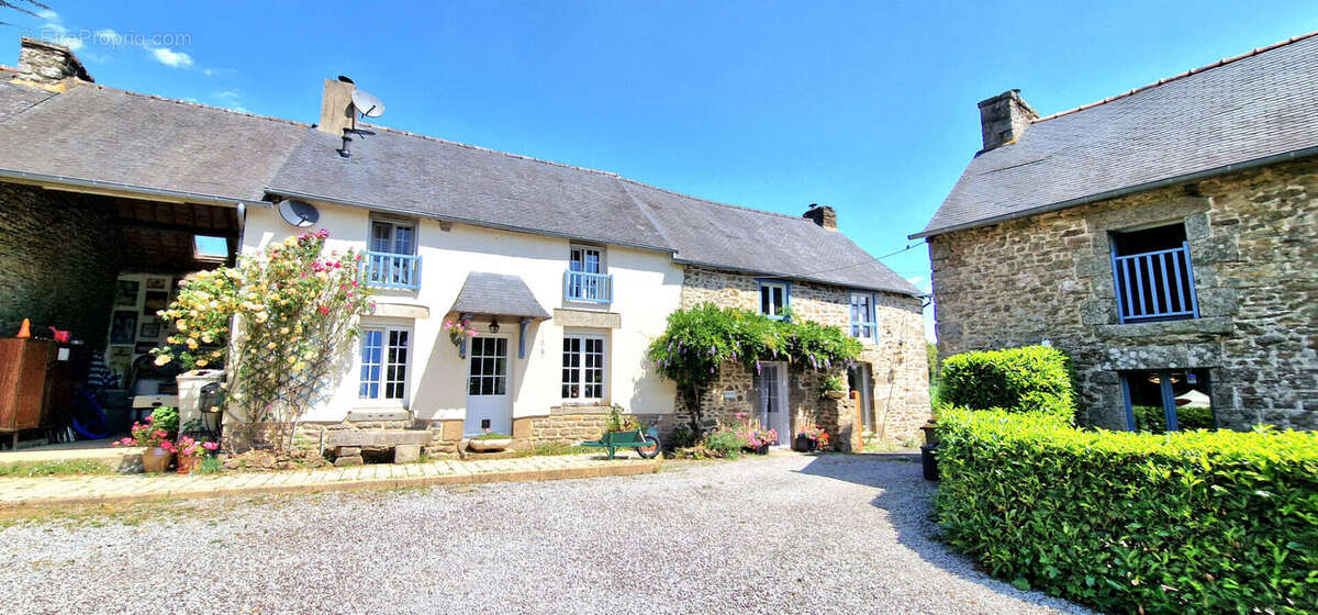 Maison à MERDRIGNAC