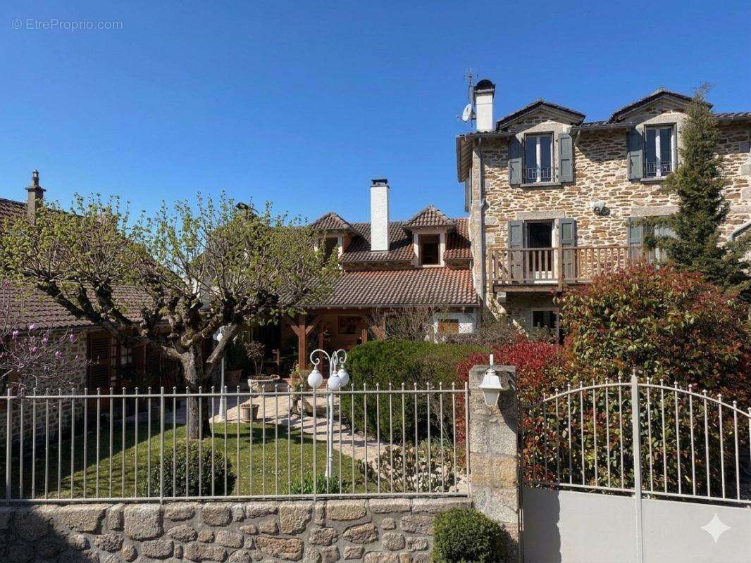Maison à VITRAC