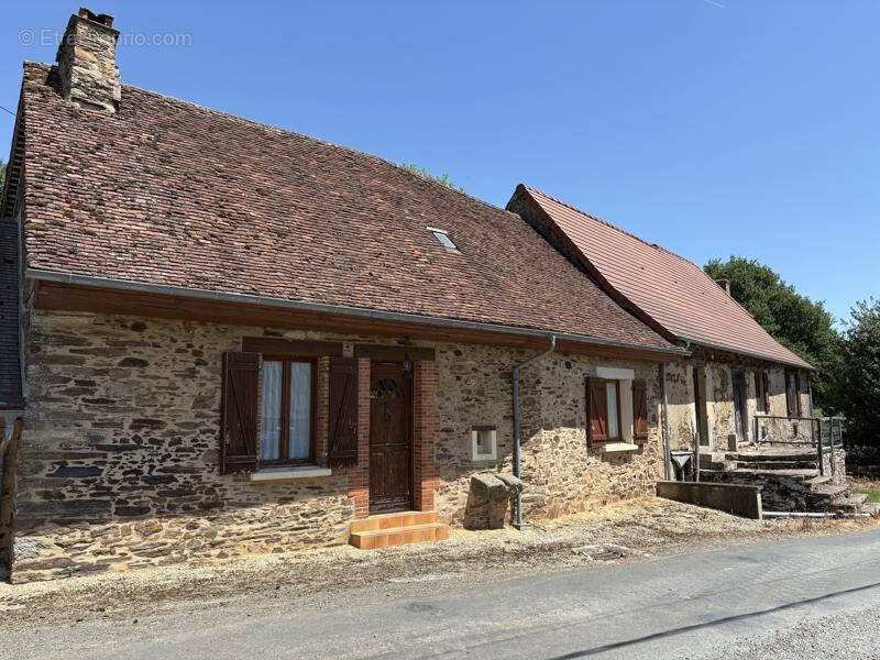 Maison à BEYSSENAC