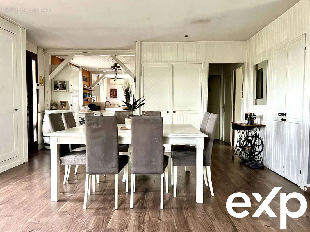 Maison à SAINT-LAURENT-DES-VIGNES