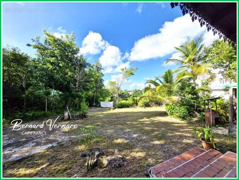 Maison à SAINTE-ANNE