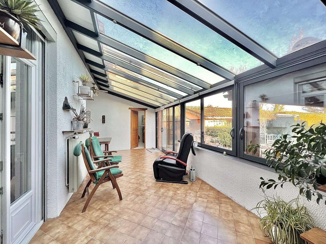 Maison à MIRIBEL