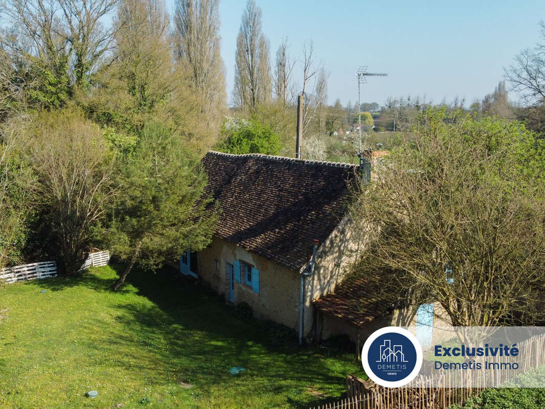 Maison à SAINT-MARS-SOUS-BALLON