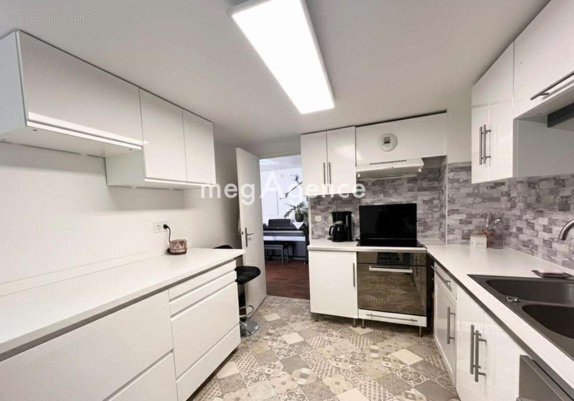 Appartement à SAINT-NOM-LA-BRETECHE