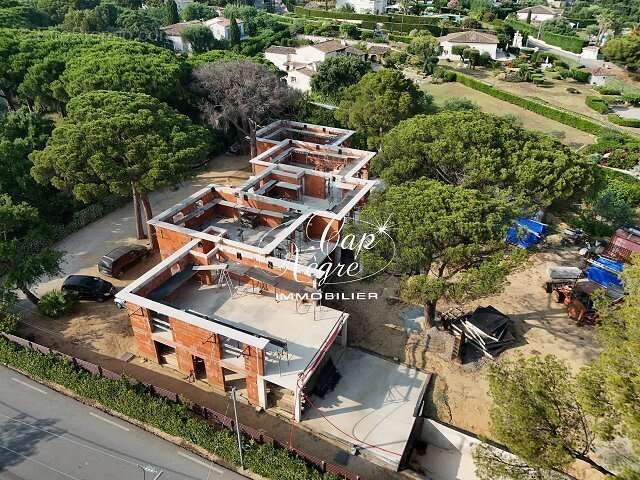 Appartement à GRIMAUD