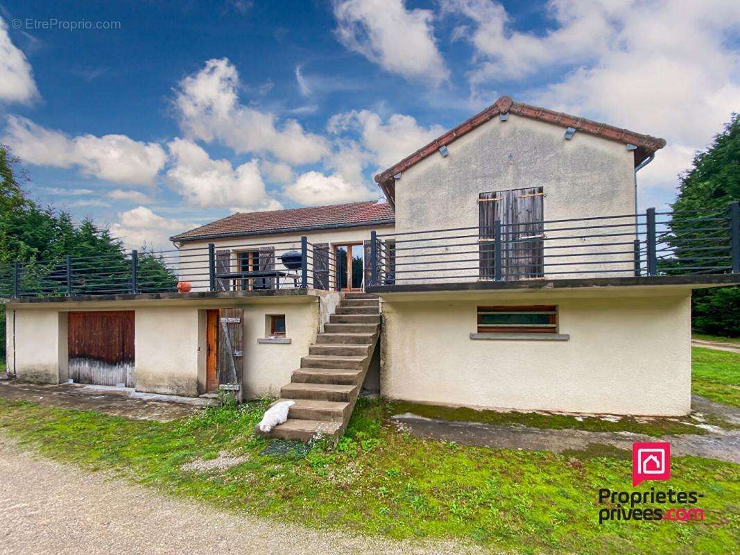 Maison à ARNAY-LE-DUC