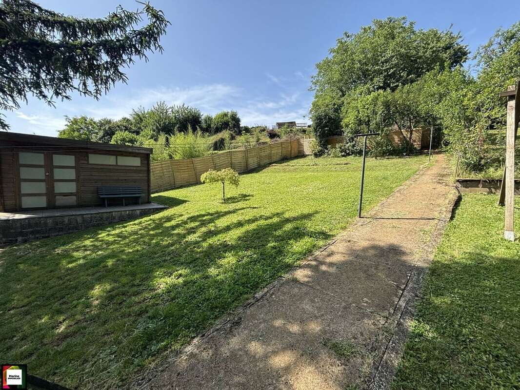 Maison à COSNES-ET-ROMAIN