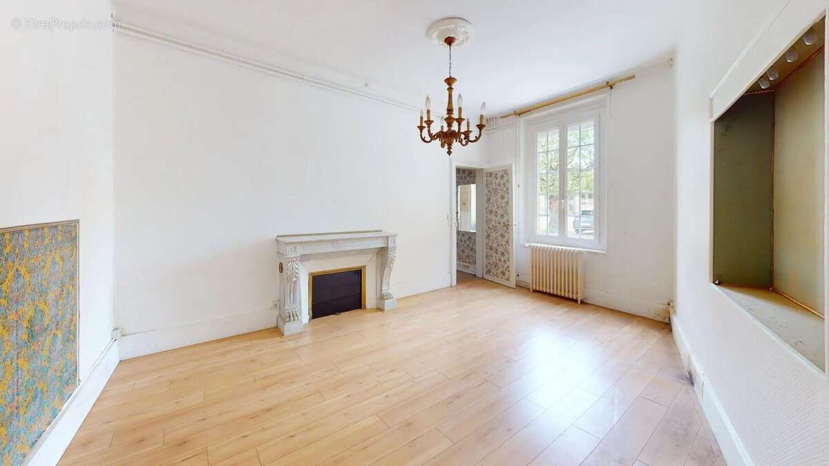 Maison à HOUVILLE-LA-BRANCHE