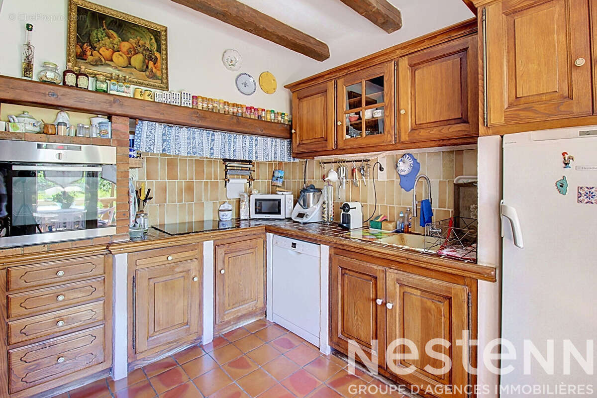 A VENDRE DRAGUIGNAN Villa 180m² avec piscine et vue dégagée - 4553m² de terrain - photo 12