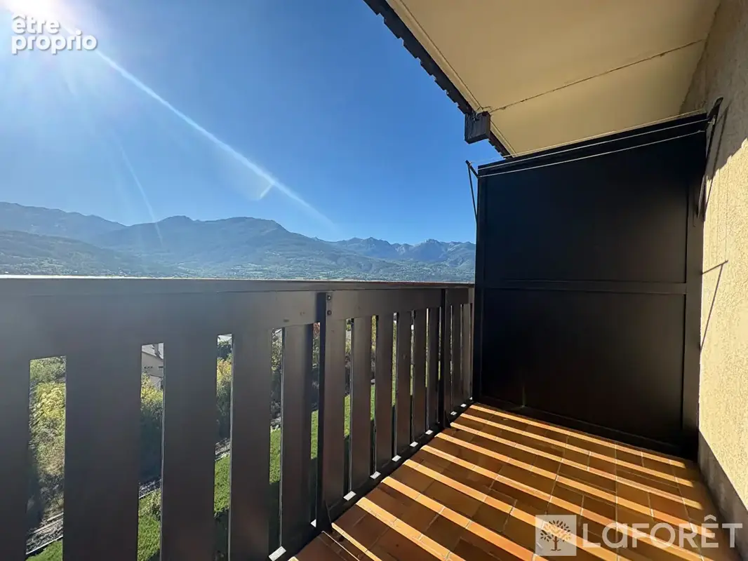 ** appartement - type 2 + cave - embrun 2 pièces - photo 17