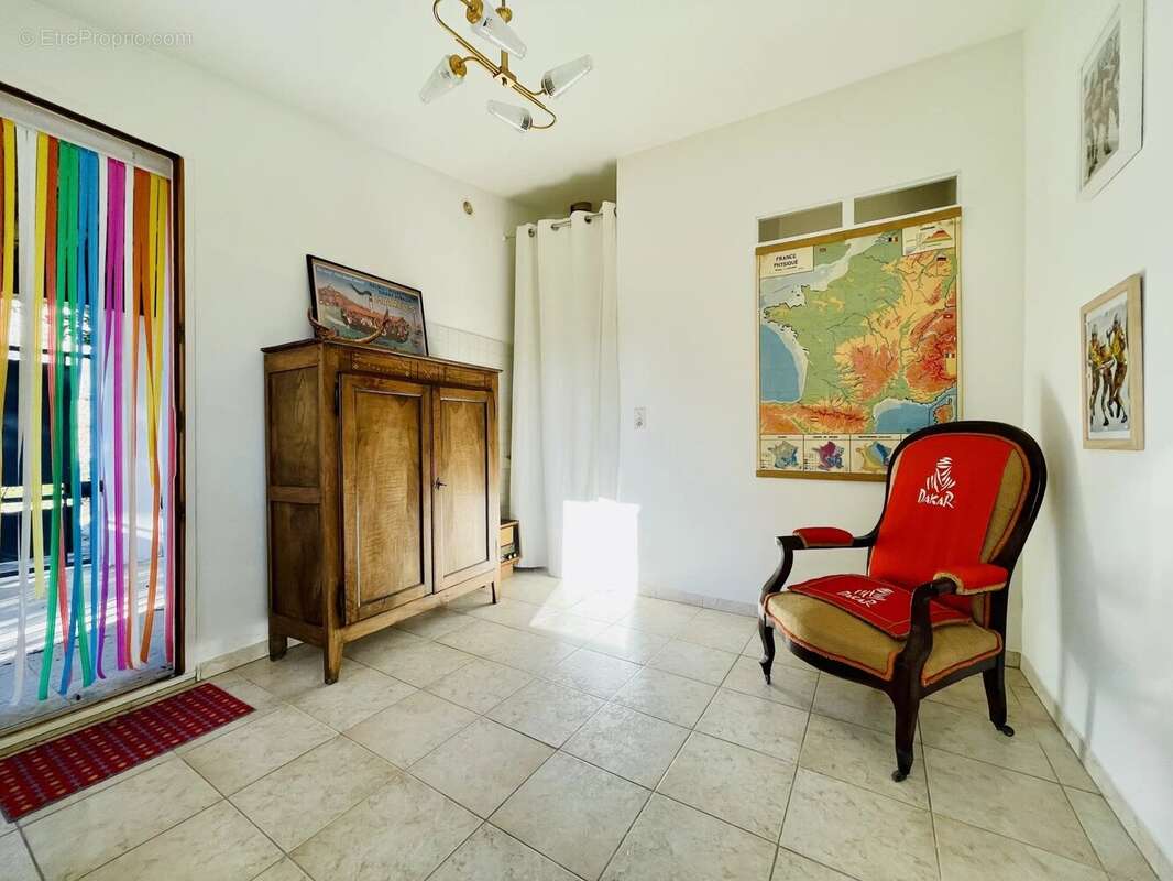 Maison à MIRABEL-AUX-BARONNIES