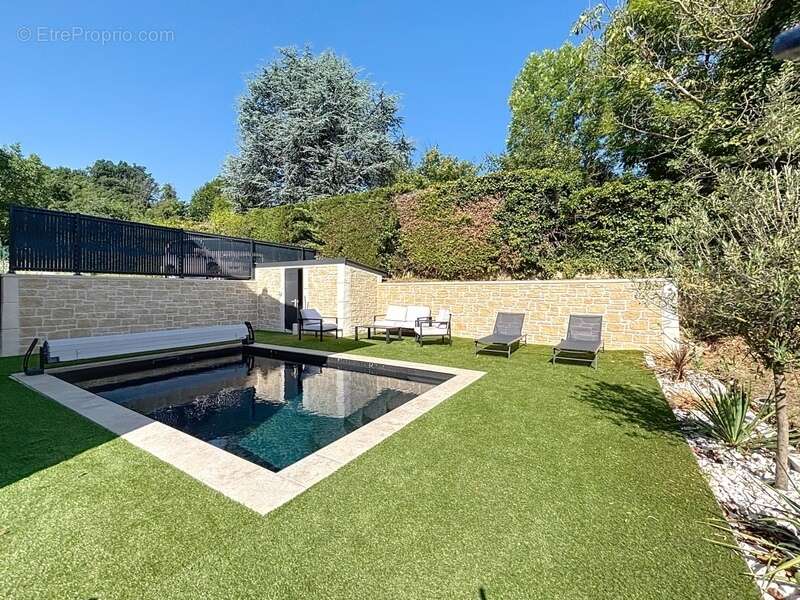 Maison à SAINT-ALBAN-DE-ROCHE