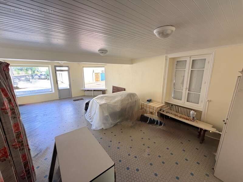Immeuble à vendre  (56) - photo 2
