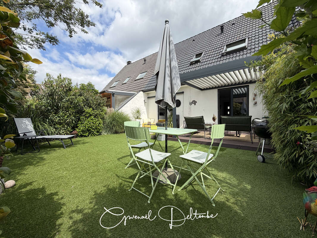 Maison à EMMERIN