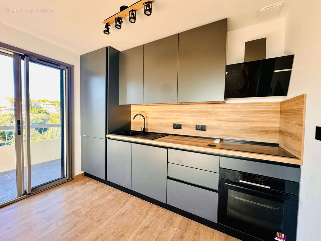 Appartement à VENCE