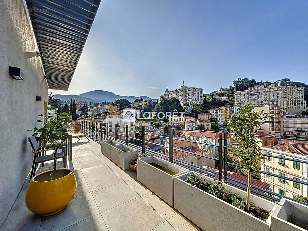 Appartement à MENTON