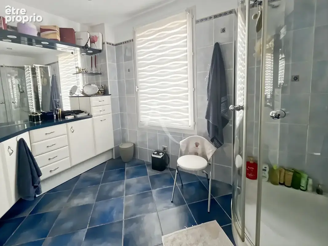 Maison d'exception 214m²  5 ch Ponton privé  Port Cergy - photo 11