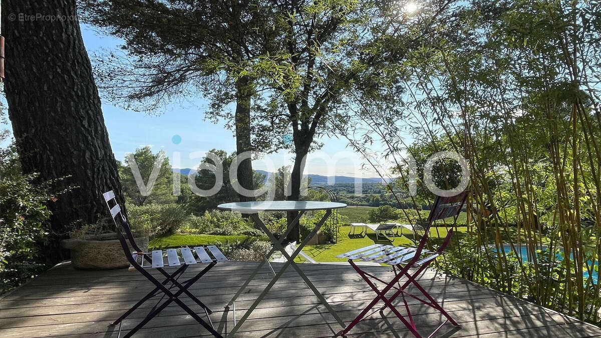 Maison à LOURMARIN