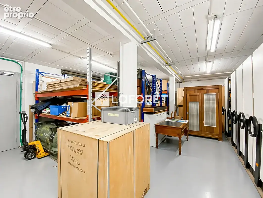 Bâtiment indépendant - Buc - 1232 m2 - photo 7