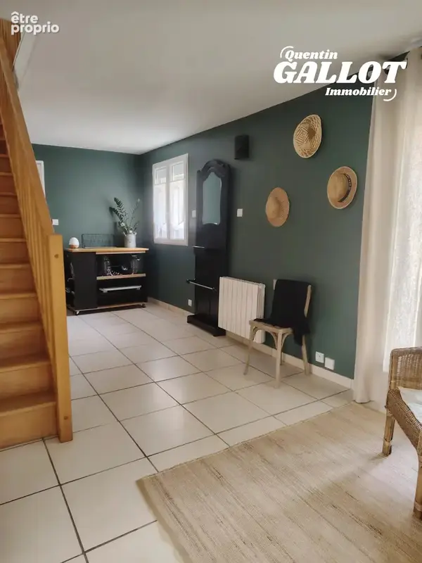 Charmante longère en pierre et sa dépendance – emplacement privilégié au cœur de ploeren 546 000 € fai  187 m²  7 pièces  4 cham - photo 7